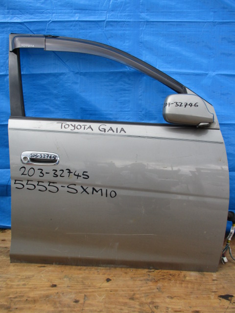 Used Toyota Gaia DOOR SHELL FRONT RIGHT